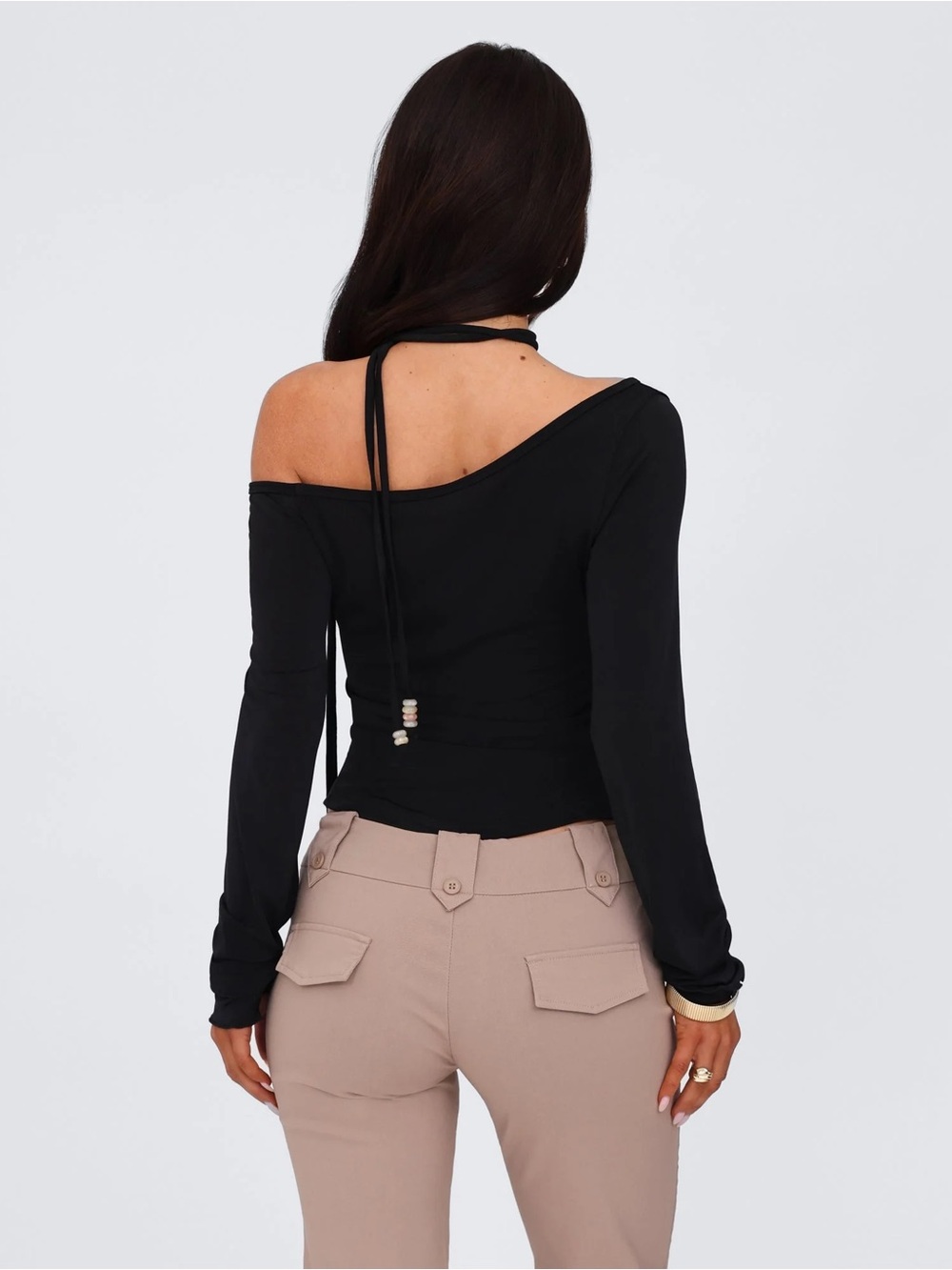 Tiger mist Off-Shoulder Black Long-Sleeve Top with Choker Detail - Picture 3 of 6